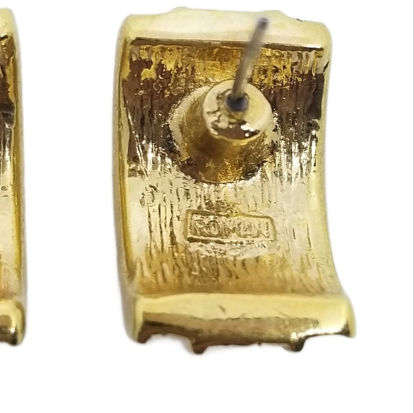 ROMAN VINTAGE GOLDTONE & WHITE RHINESTONE EARRINGS - Picture 6 of 6